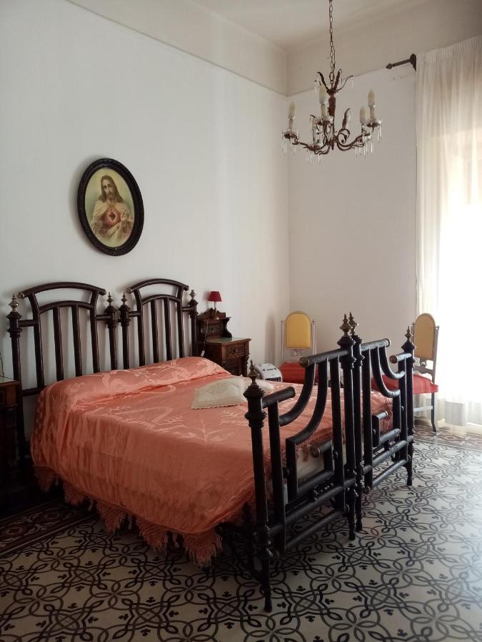 Guesthouse City Center Бари Экстерьер фото